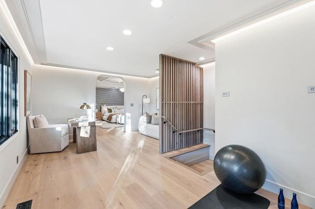 26201 Dori Lane, Los Altos Hills, CA 94022