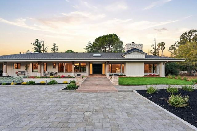 26201 Dori Lane, Los Altos Hills, CA 94022