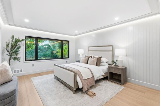 26201 Dori Lane, Los Altos Hills, CA 94022