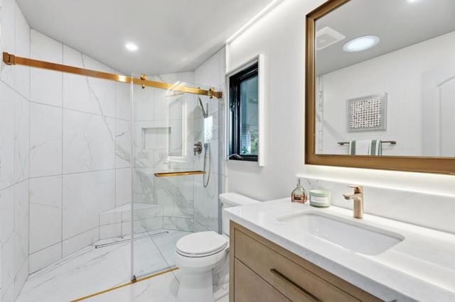 26201 Dori Lane, Los Altos Hills, CA 94022