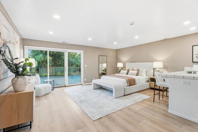26201 Dori Lane, Los Altos Hills, CA 94022