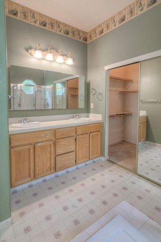 1657 Aylesbury Way, Roseville, CA 95747