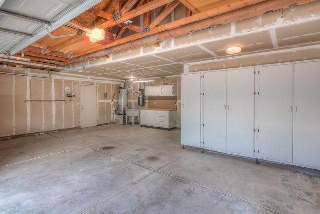 1657 Aylesbury Way, Roseville, CA 95747