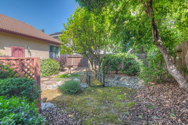 1657 Aylesbury Way, Roseville, CA 95747