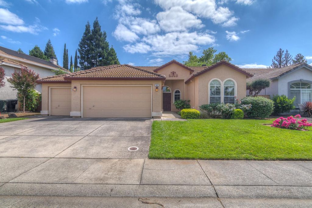 1657 Aylesbury Way, Roseville, CA 95747