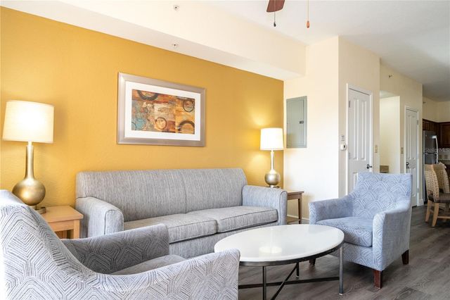 12527 FLORIDAYS RESORT DRIVE 611-E, Orlando, FL 32821