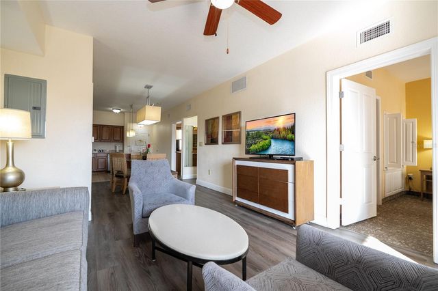 12527 FLORIDAYS RESORT DRIVE 611-E, Orlando, FL 32821