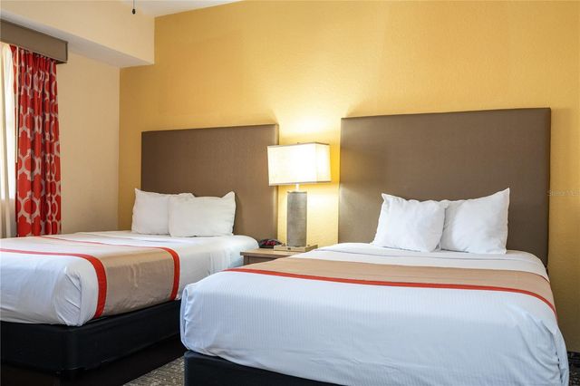 12527 FLORIDAYS RESORT DRIVE 611-E, Orlando, FL 32821