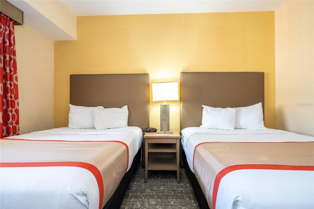 12527 FLORIDAYS RESORT DRIVE 611-E, Orlando, FL 32821