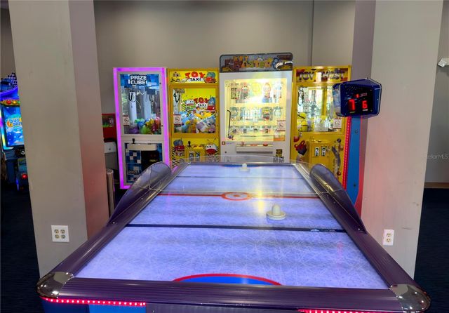 12527 FLORIDAYS RESORT DRIVE 611-E, Orlando, FL 32821