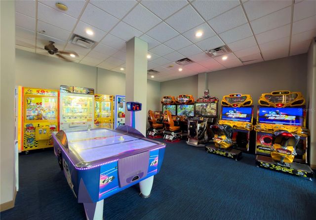 12527 FLORIDAYS RESORT DRIVE 611-E, Orlando, FL 32821