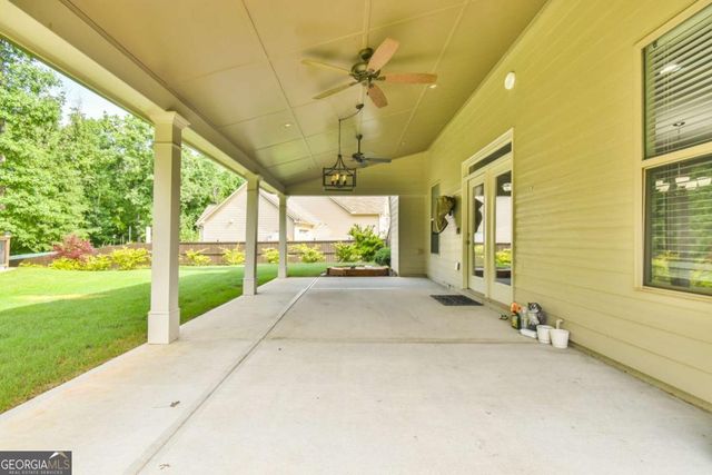5930 Mountain Laurel Walk, Flowery Branch, GA 30542