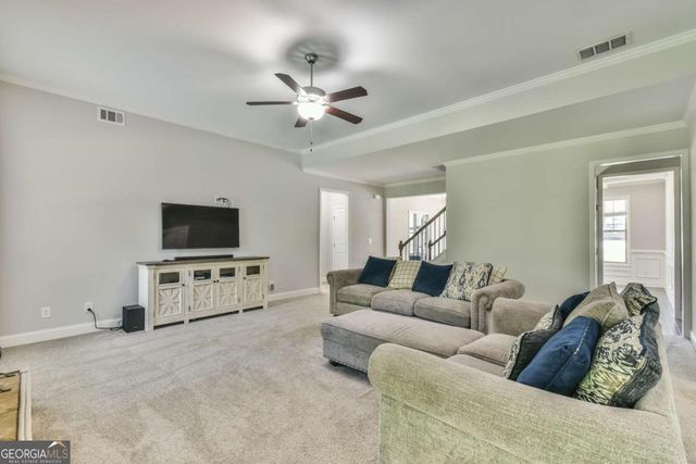 5930 Mountain Laurel Walk, Flowery Branch, GA 30542