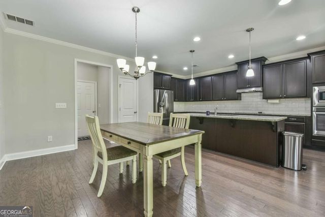 5930 Mountain Laurel Walk, Flowery Branch, GA 30542