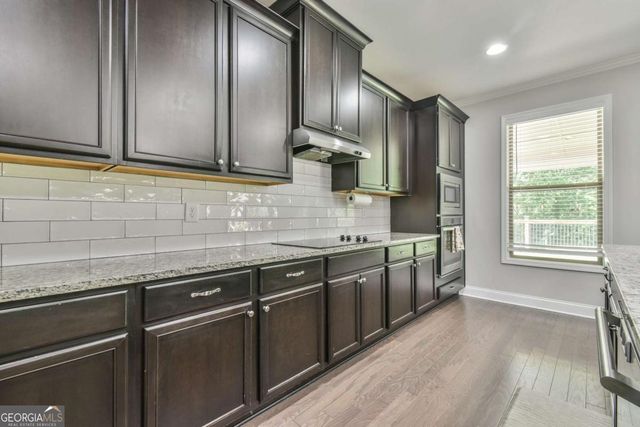 5930 Mountain Laurel Walk, Flowery Branch, GA 30542