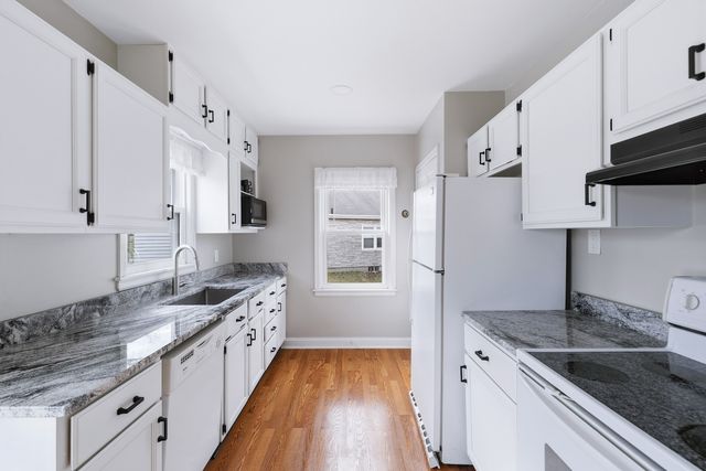 2323 Frances Place, Davenport, IA 52804