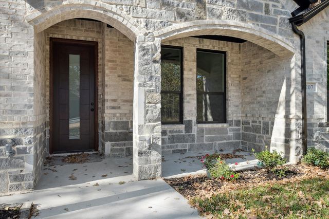 207 Driftwood Drive, Trinidad, TX 75163