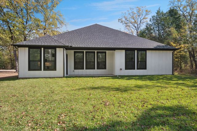 207 Driftwood Drive, Trinidad, TX 75163