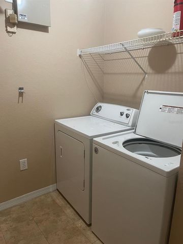 5475 VINELAND ROAD 8212, Orlando, FL 32811