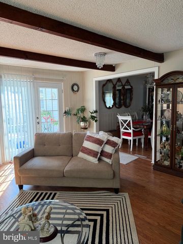 9 WILLINGBORO RD, Sewell, NJ 08080