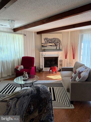 9 WILLINGBORO RD, Sewell, NJ 08080