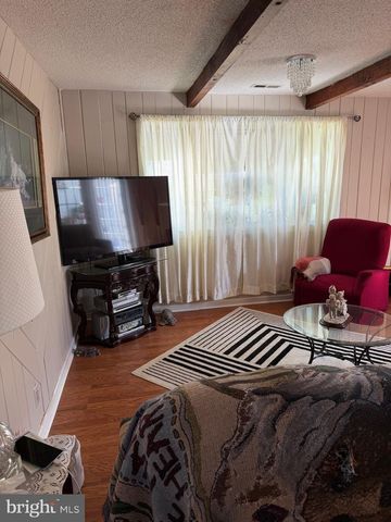 9 WILLINGBORO RD, Sewell, NJ 08080