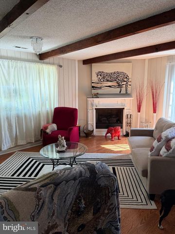 9 WILLINGBORO RD, Sewell, NJ 08080