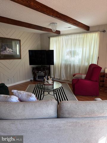 9 WILLINGBORO RD, Sewell, NJ 08080