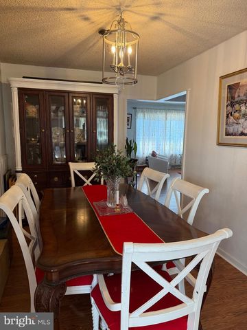 9 WILLINGBORO RD, Sewell, NJ 08080