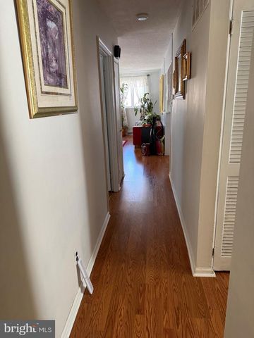 9 WILLINGBORO RD, Sewell, NJ 08080