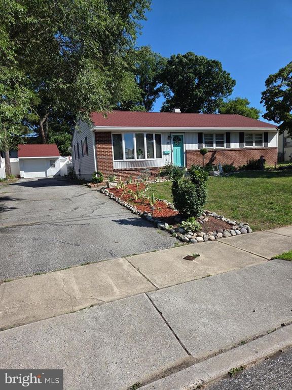 9 WILLINGBORO RD, Sewell, NJ 08080