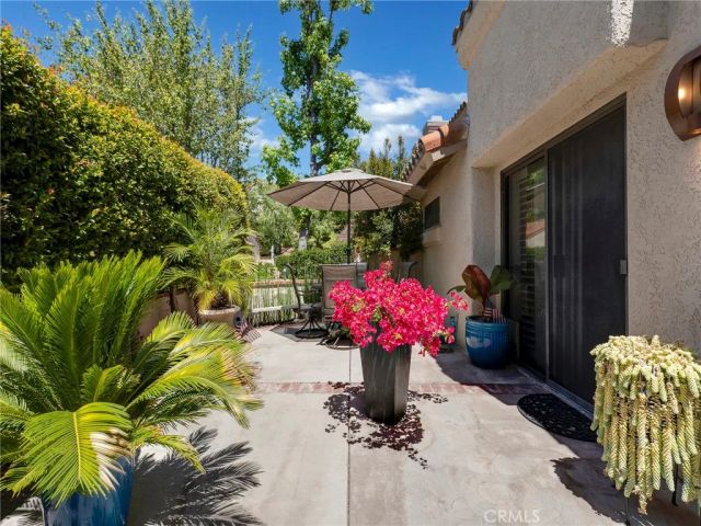 424 Country Club Drive A, Simi Valley, CA 93065