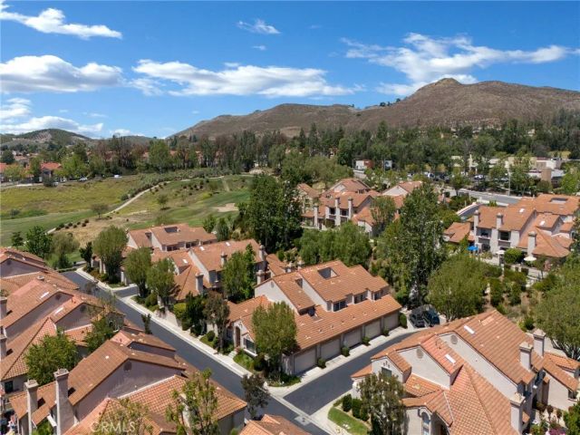 424 Country Club Drive A, Simi Valley, CA 93065