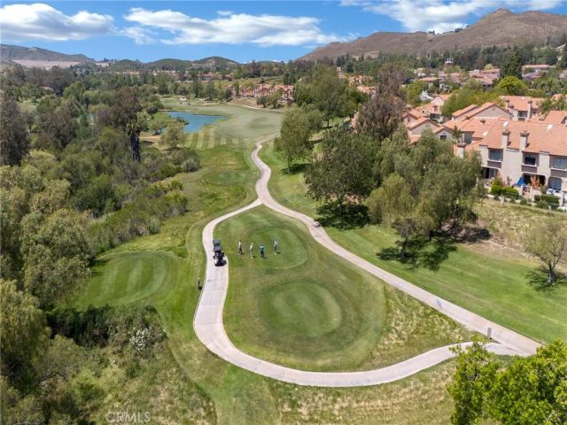 424 Country Club Drive A, Simi Valley, CA 93065