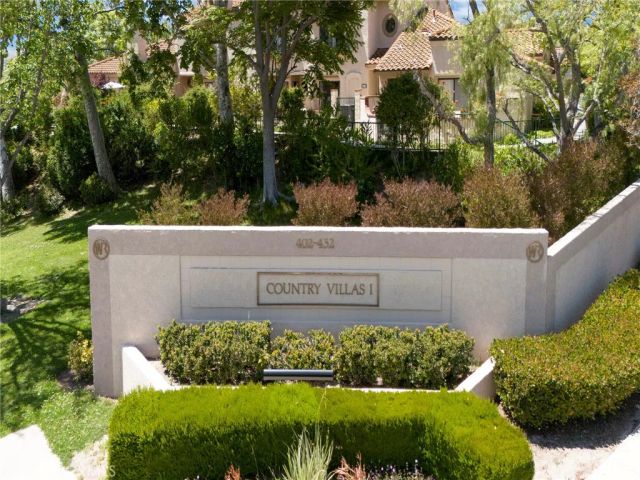 424 Country Club Drive A, Simi Valley, CA 93065