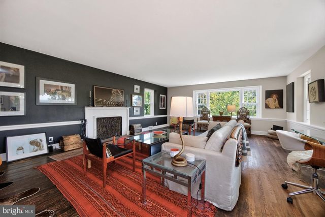 1015 CHESTER SPRINGS RD, Phoenixville, PA 19460