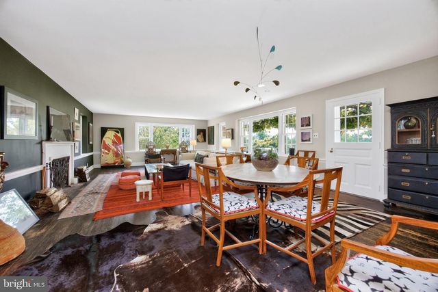 1015 CHESTER SPRINGS RD, Phoenixville, PA 19460