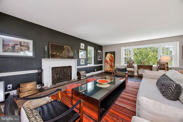 1015 CHESTER SPRINGS RD, Phoenixville, PA 19460