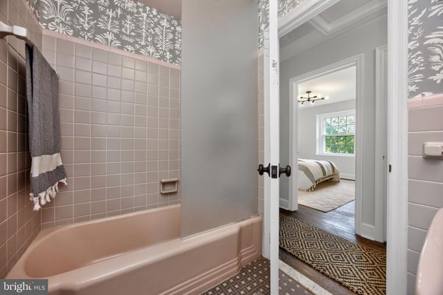 1015 CHESTER SPRINGS RD, Phoenixville, PA 19460