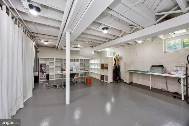 1015 CHESTER SPRINGS RD, Phoenixville, PA 19460