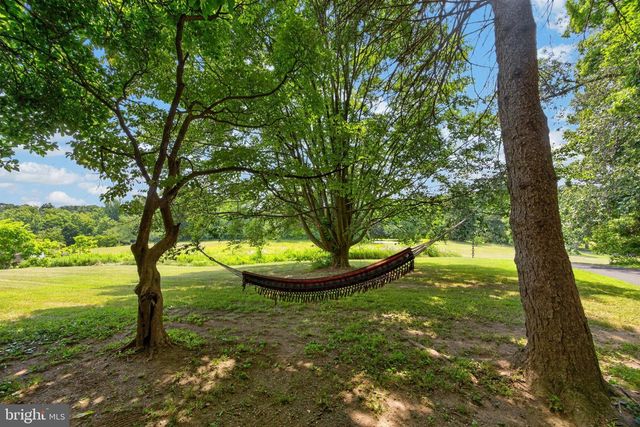 1015 CHESTER SPRINGS RD, Phoenixville, PA 19460