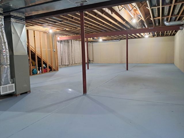 7720 Mossheather Drive, Joliet, IL 60431