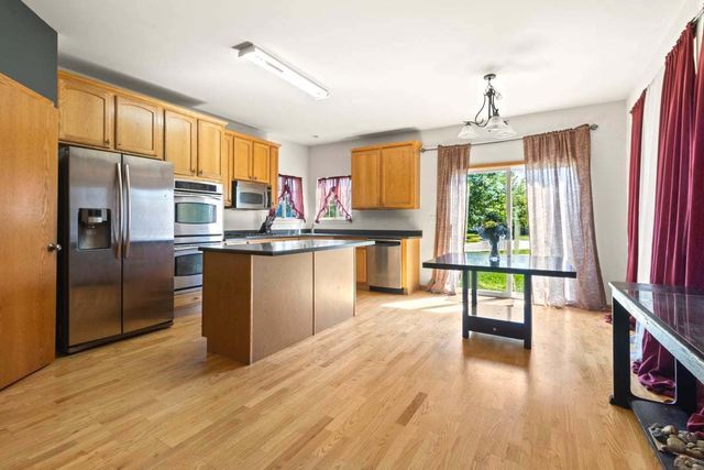 7720 Mossheather Drive, Joliet, IL 60431