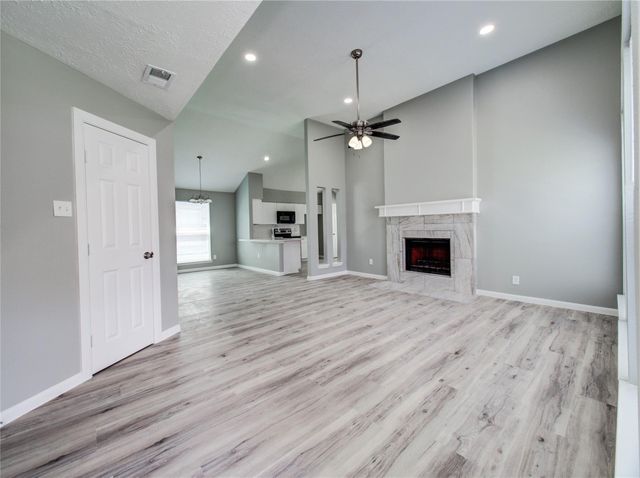 17419 Lobo Trail, Houston, TX 77084