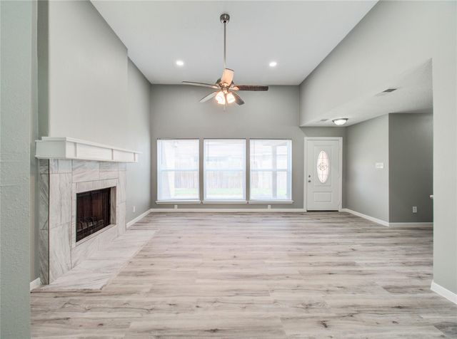 17419 Lobo Trail, Houston, TX 77084