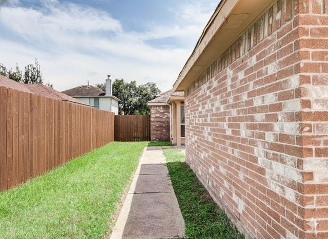 17419 Lobo Trail, Houston, TX 77084