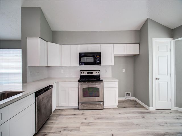 17419 Lobo Trail, Houston, TX 77084