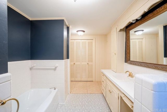 1408 Hillcrest Drive, Searcy, AR 72143