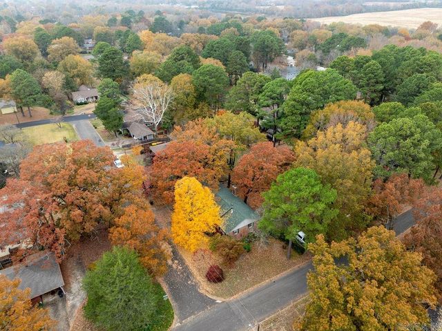 1408 Hillcrest Drive, Searcy, AR 72143