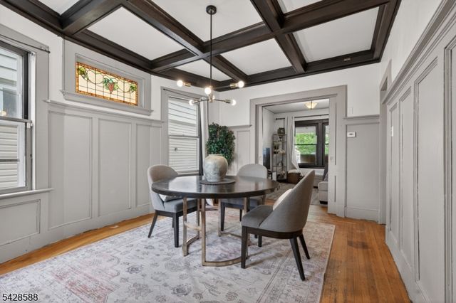 52 Clifford St, East Orange City, NJ 07018
